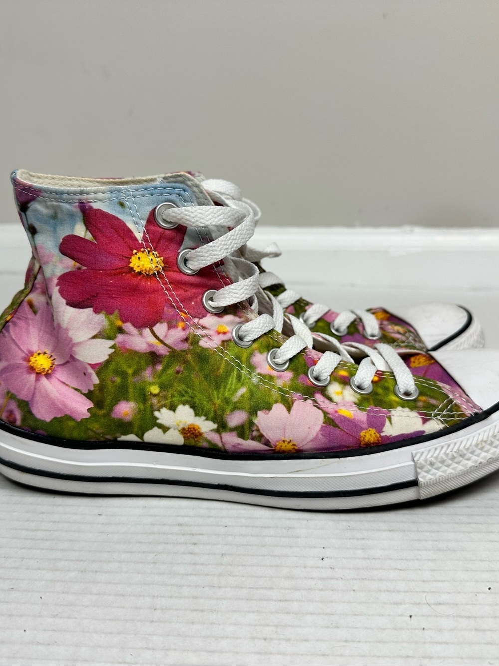 Converse All-Star Chuck Taylors Floral Sz Men 8.0 Women 10 High Top Shoe 150186F - Picture 2 of 14